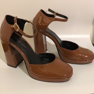Women’s MADDEN GIRL Una Pumps,in Cognac Pat, size US 6.5